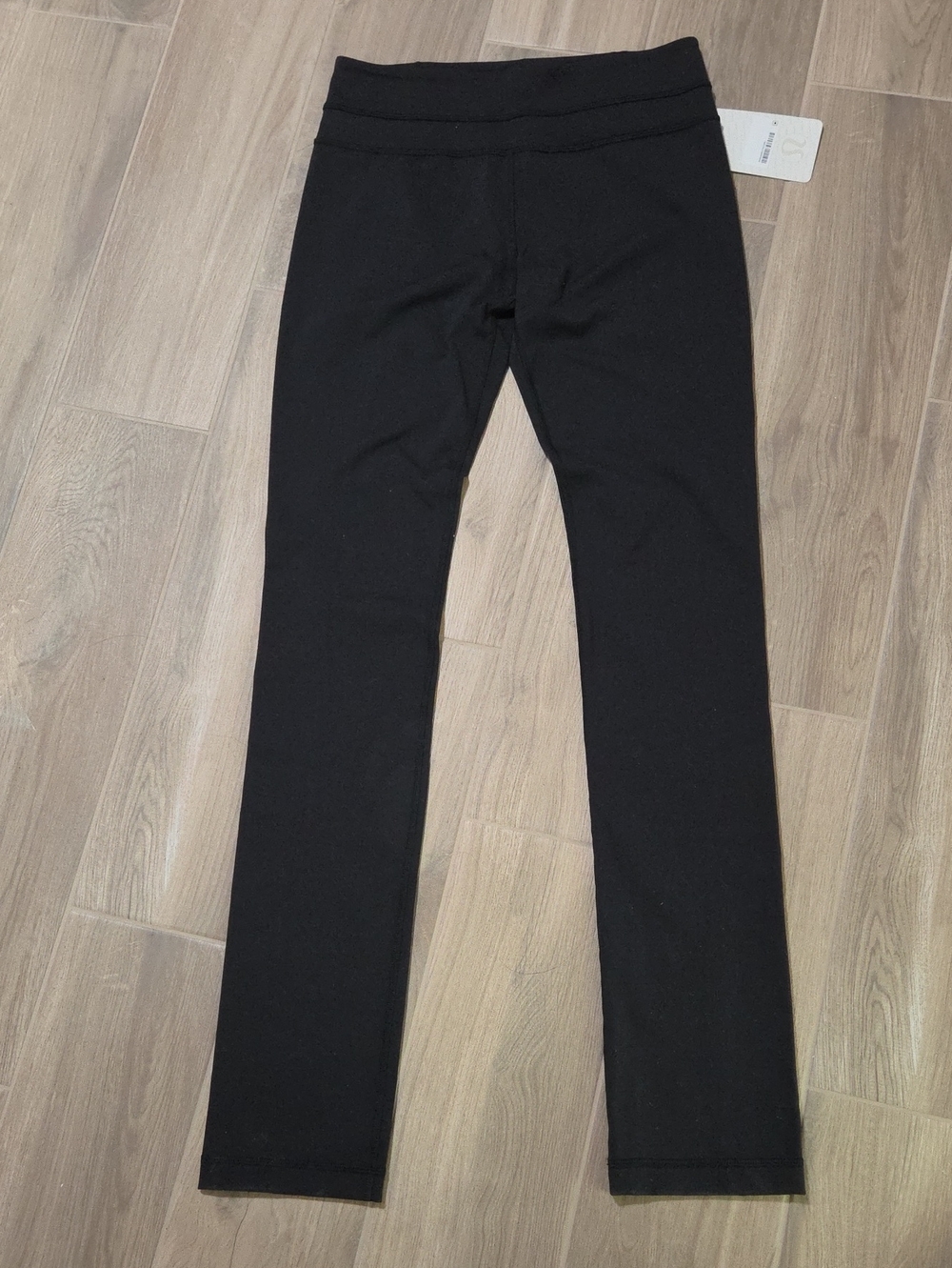 NWT Lululemon Skinny Groove Pant Size 6
